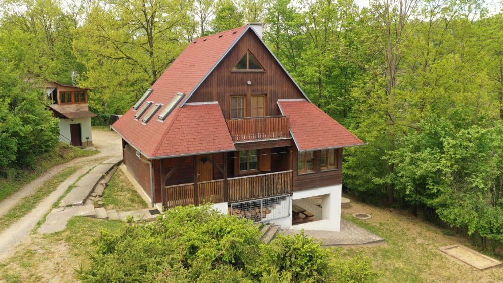 Chata u Vranovské přehrady, Oslnovice 57