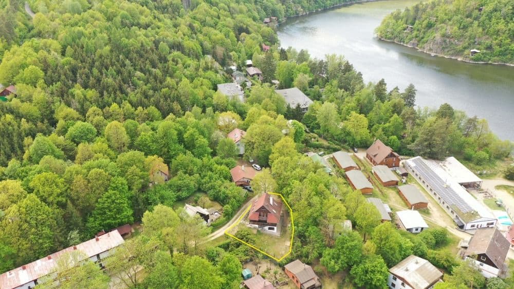 Chata u Vranovské přehrady, Oslnovice 58