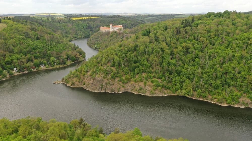 Chata u Vranovské přehrady, Oslnovice 6
