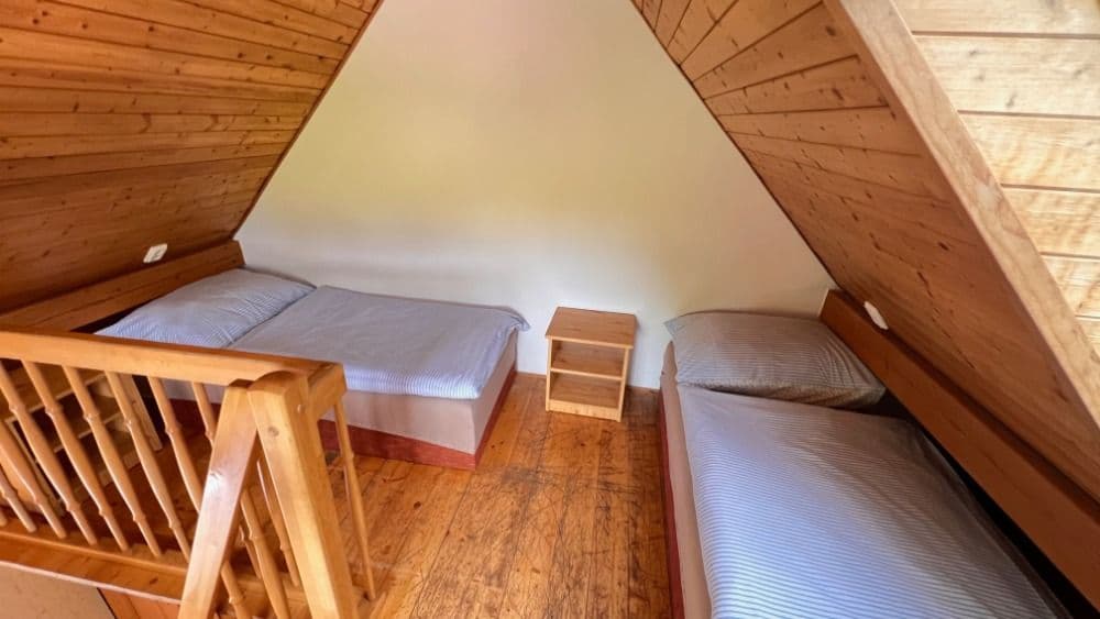 Chata u Vranovské přehrady, Oslnovice 49