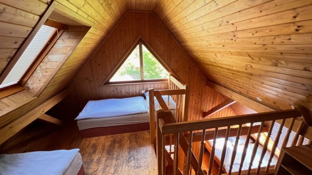 Chata u Vranovské přehrady, Oslnovice 50