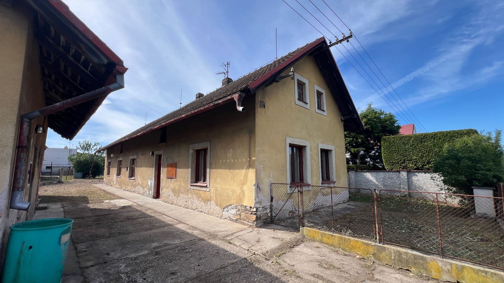 Rodinný dům 5+kk se zahradou, Břehy 5