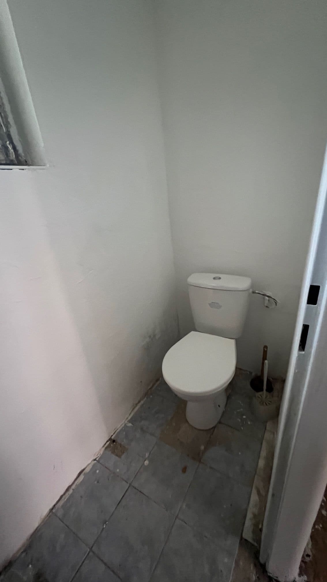 Rodinný dům 5+kk se zahradou, Břehy 22
